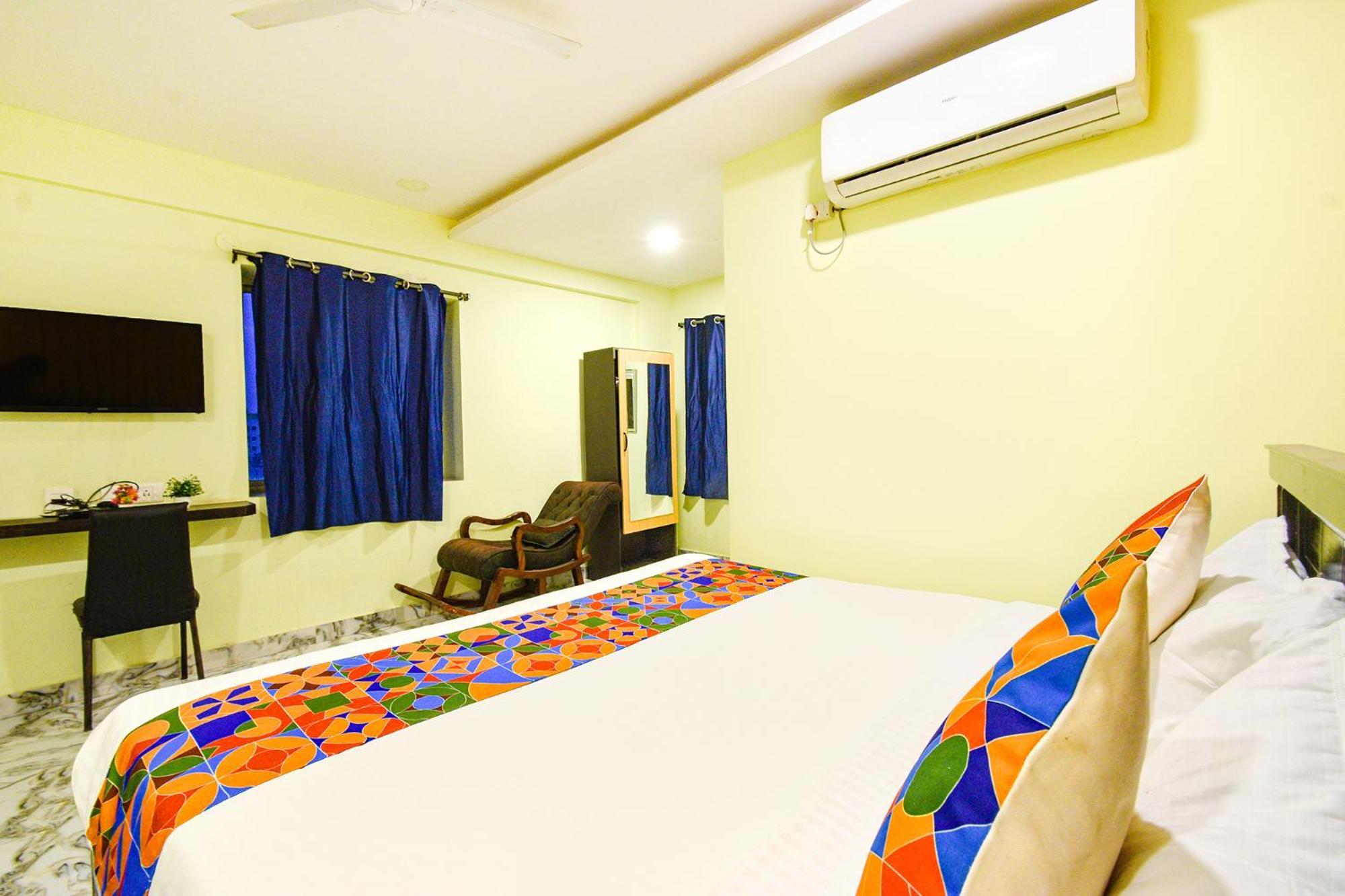 Fabhotel Galaxy Park - Nr Hyderabad International Airport, Shamshabad Exterior photo