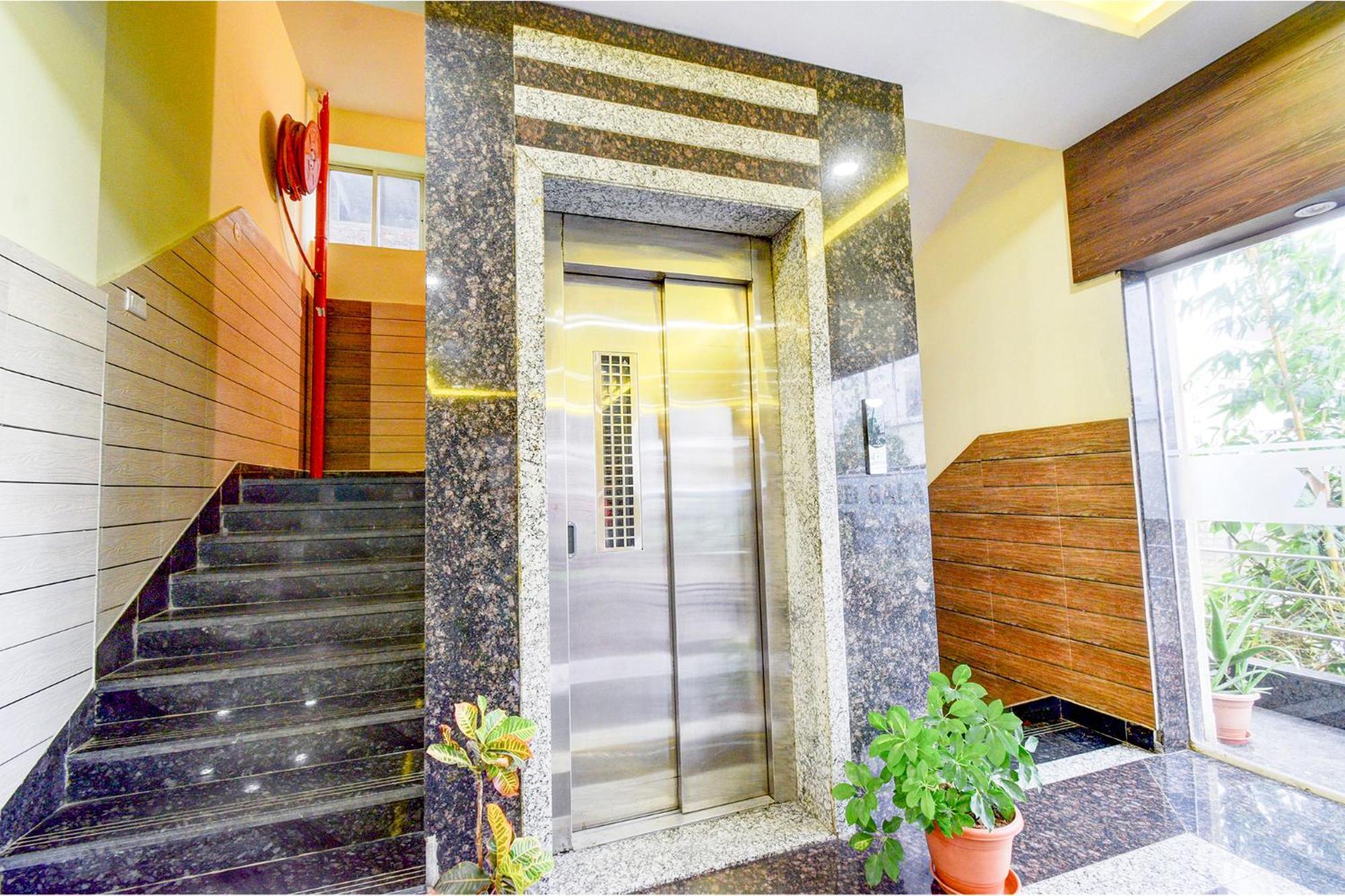 Fabhotel Galaxy Park - Nr Hyderabad International Airport, Shamshabad Exterior photo