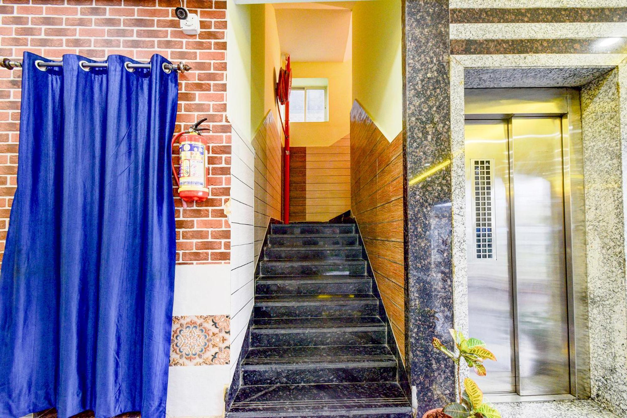 Fabhotel Galaxy Park - Nr Hyderabad International Airport, Shamshabad Exterior photo